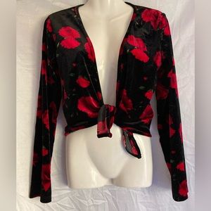 Vintage 90’s Black Wrap w Red Roses by Helios Sock Hop, sz Medium